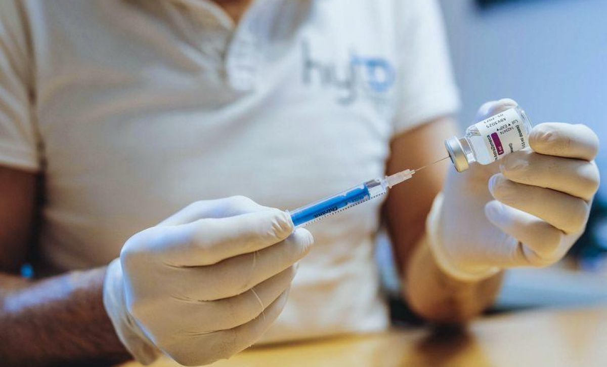 20210320092709_una-muy-inusual-reaccia-n-a-la-vacu