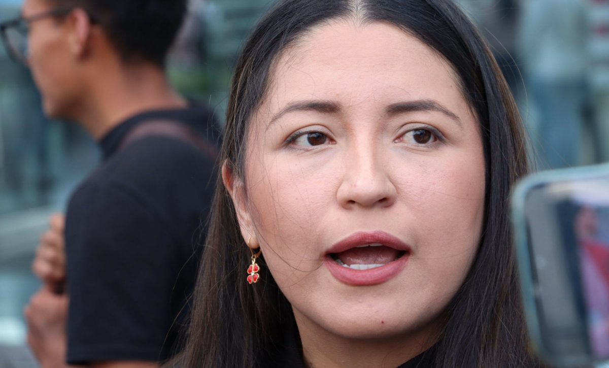 Gabriela Álvaro, representante de pacientes renales, lamenta falta de pago a dializadoras