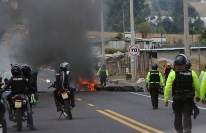 Tres detenidos durante protestas en Quito permanecen desaparecidos, según organizaciones civiles