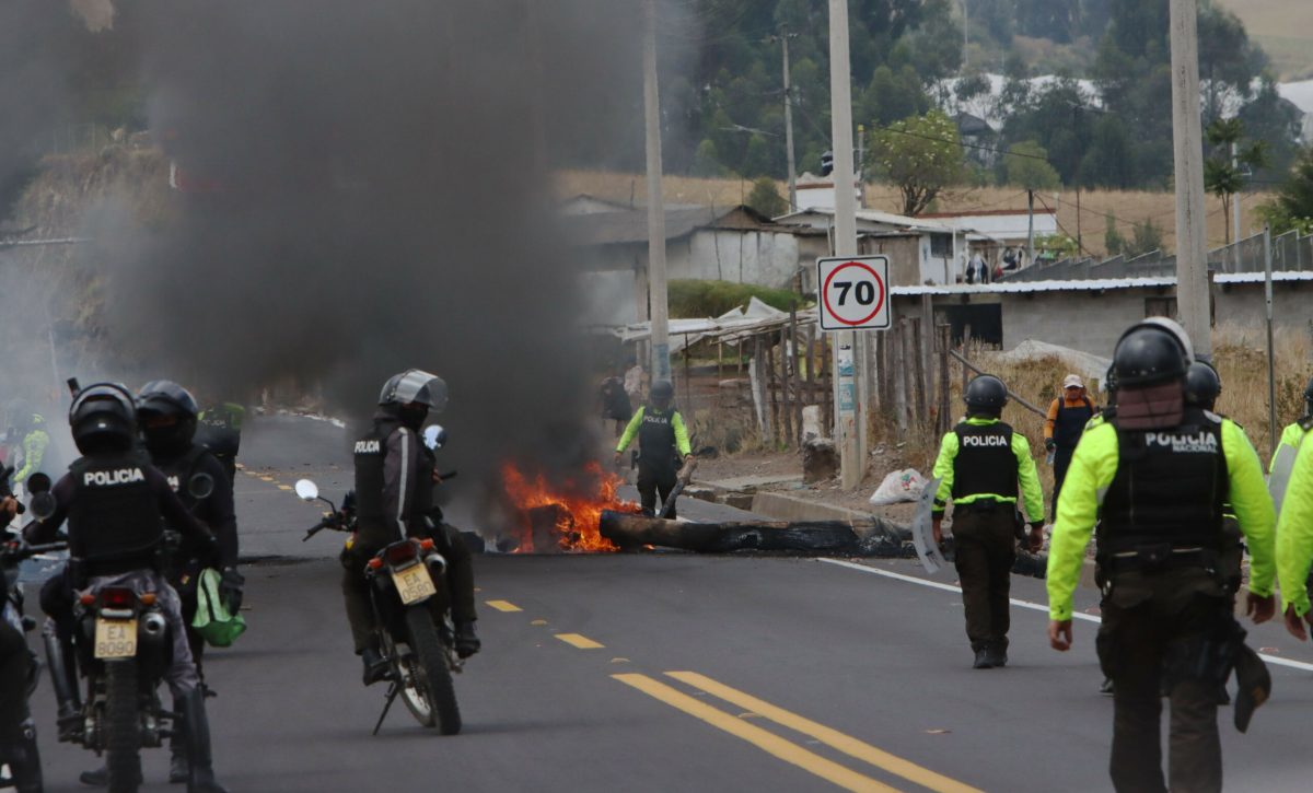Tres detenidos durante protestas en Quito permanecen desaparecidos, según organizaciones civiles