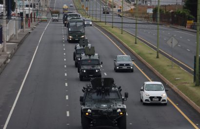 Human Rights Watch cuestiona el uso de inteligencia estatal para inmovilizar finanzas de grupos sociales en Ecuador.