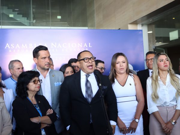 Rueda de Prensa del Bloque de la Revolución Ciudadana, sobre la situación de Jorge Glas en la cárcel del Encuentro. Fotos: API / Rolando Enríquez