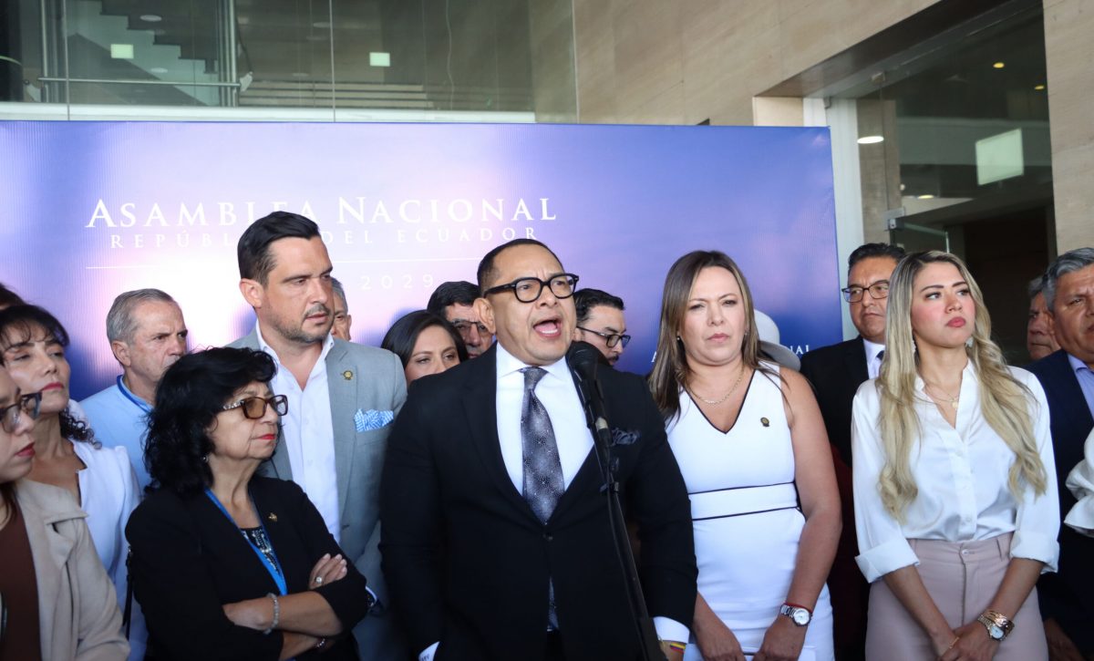 Rueda de Prensa del Bloque de la Revolución Ciudadana, sobre la situación de Jorge Glas en la cárcel del Encuentro. Fotos: API / Rolando Enríquez