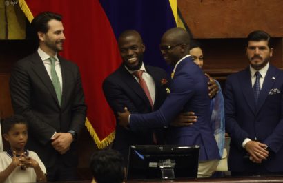 Enner Valencia recibe la Condecoración Vicente Rocafuerte.