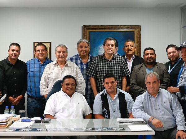"Fortaleza y unidad en el directorio del Club Sport Emelec", dice Jorge Guzmán tras rumores de inestabilidad interna. emelec
