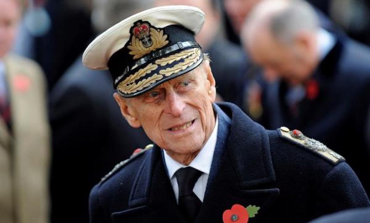 3d92bf07650564a37658763c1b044eb0ac651e8cm