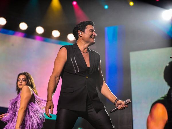 ¡Empieza la cuenta regresiva! Solo faltan días para que Chayanne brille en Ecuador con "Bailemos Otra Vez Tour"