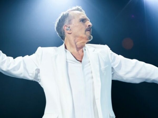 Miguel Bosé regresa a Quito: inicia preventa exclusiva para su concierto de marzo de 2026