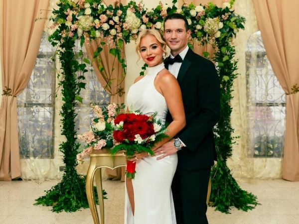 Fabiola Véliz celebra su boda civil en Guayaquil con un toque íntimo y familiar