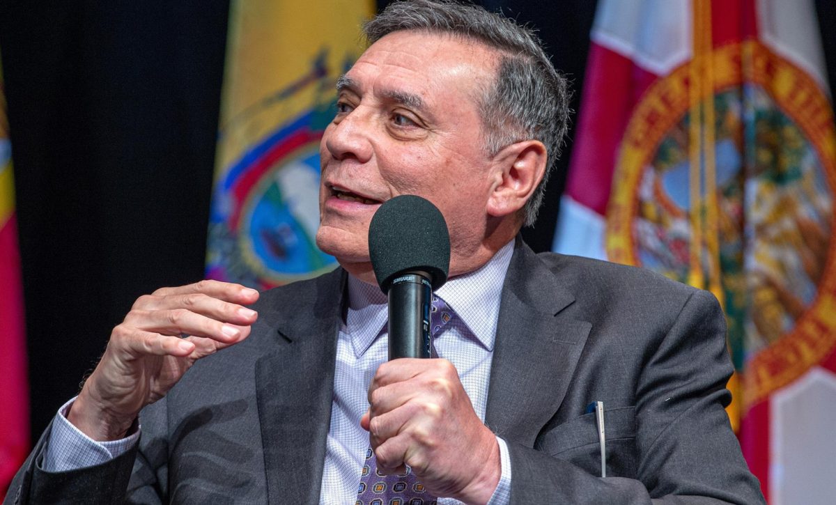 76191747aa0c52504d49d1653911a27635159381w