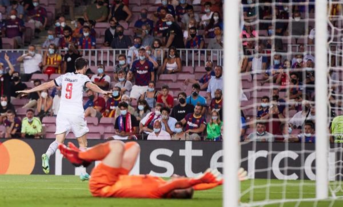 7dfcafffffbf261e391b7787bc0275ca0e8f98a9m