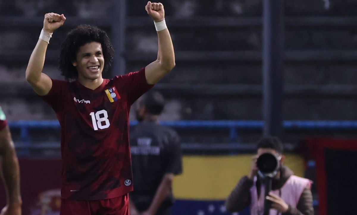 87f8c7ea5440bcca1a03580752fe2a4afbf3fbc3w