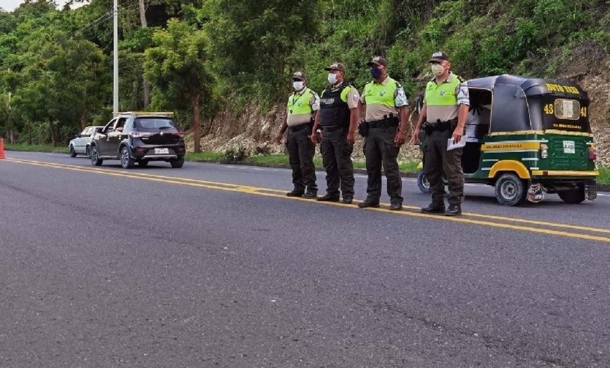 A partir de este lunes 12 de mayo, la Policía Nacional tomará el control total de 30 ejes viales en doce provincias de Ecuador