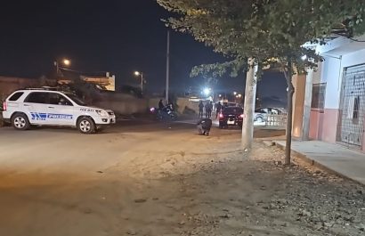 A tres hombres, quienes se movilizaban en bicicletas los atacó a  tiros la noche del martes 6 de enero de 2026 en el sector de Tierra Santa,