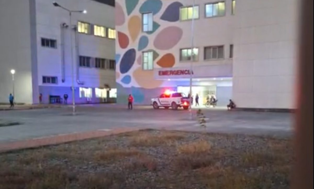 A un hombre no identificado lo balearon dentro de su vivienda en la ciudadela El Florón 5, en Portoviejo, capital de la provincia de Manabí.