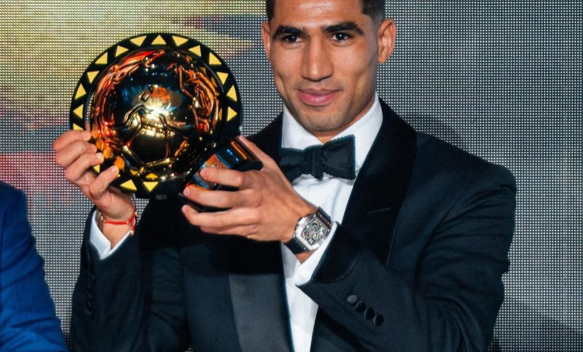 Achraf Hakimi gana el Balón de Oro Africano 2025.