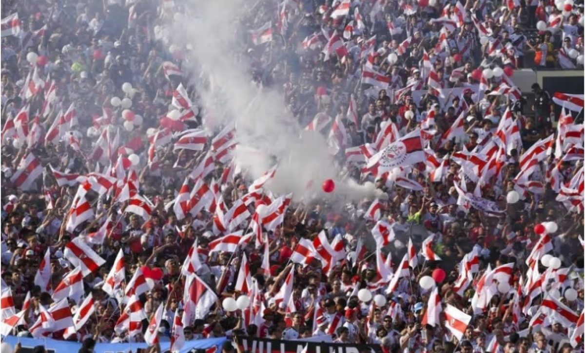 Aficionados de River Plate durante un partido. FOTO: Europa Press.