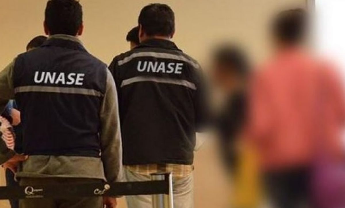 Agentes de la Policía Nacional rescataron a un adulto mayor secuestrado con fines extorsivos en la provincia de Esmeraldas.