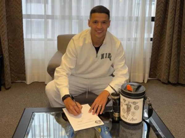 Álex Arce regresa a Independiente Rivadavia tras su paso por Liga de Quito