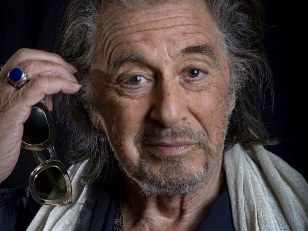 Alfredo James Pacino, conocido como Al Pacino, es un actor de cine, teatro y televisión estadounidense.