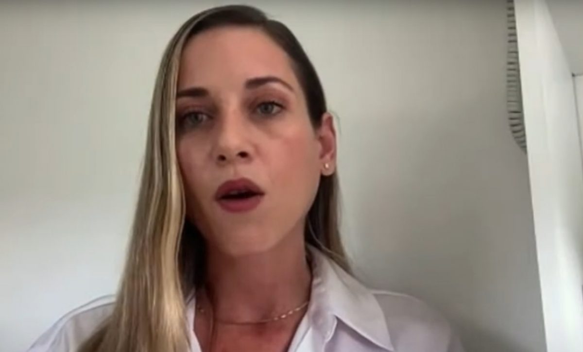 Andrea González advierte sobre los riesgos ambientales que podría provocar la minería en Quimsacocha, provincia de Azuay.
