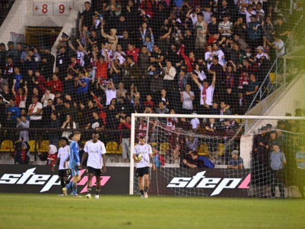 Ángelo Preciado y Sparta Praga pierden ante Aktobe en Kazajistán por la Conference League