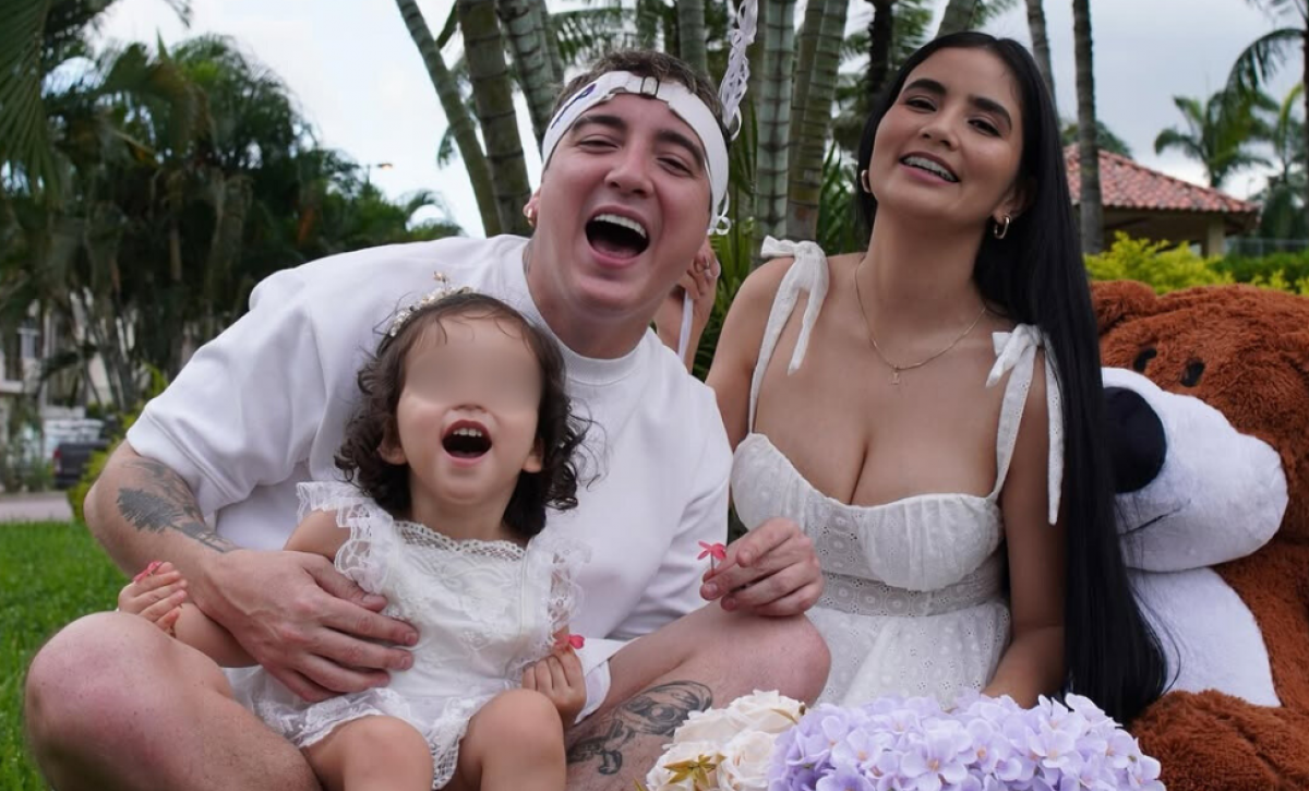 Anthonny muestra en redes sociales su vida familiar.