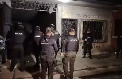 Apolo 1.0 impacta estructuras criminales con 36 arrestos y recuperación de vehículos robados en el Guayas