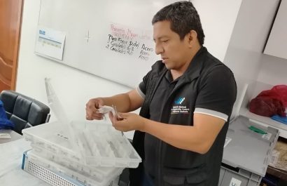 Arcsa decomisó miles de equipos médicos sin registro sanitario en hospital privado de Santo Domingo de los Tsáchilas