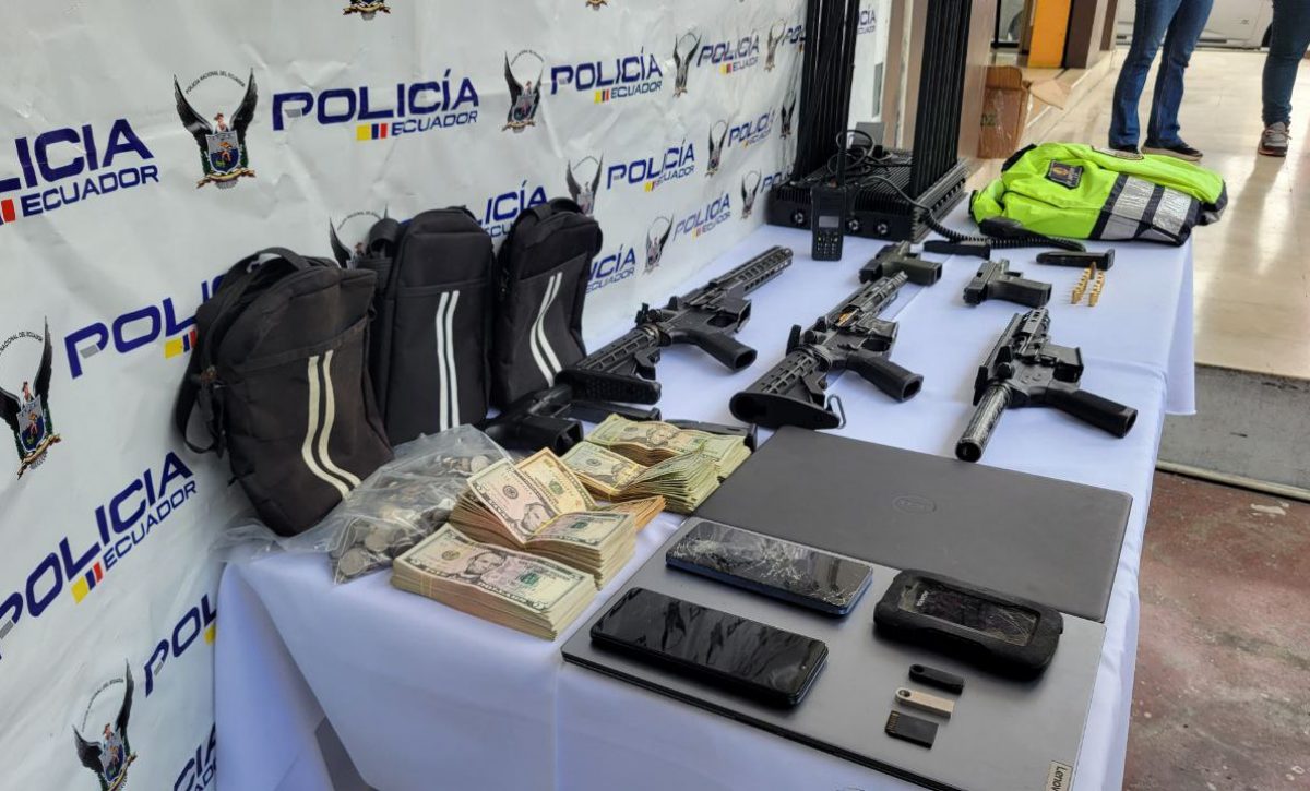 Armas, dinero y droga lo que dejó el operativo Apolo 13.0