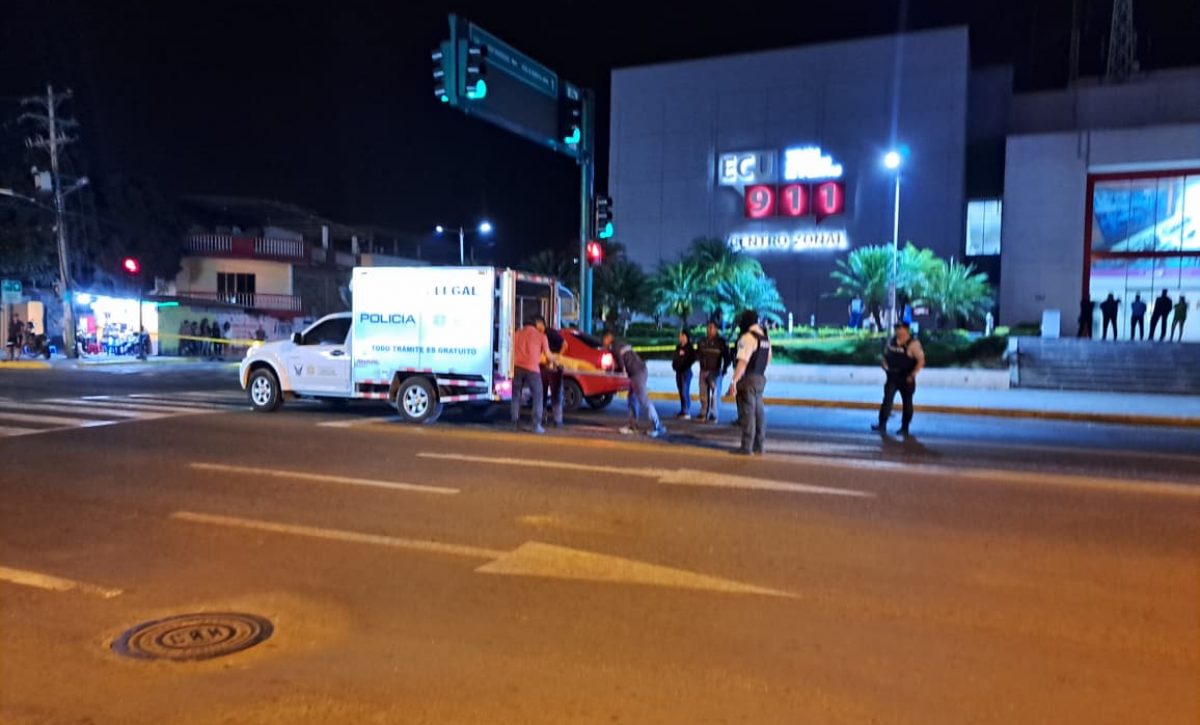 Asesinan al chofer de un taxi informal frente a las instalaciones del ECU-911 en Portoviejo, Manabí