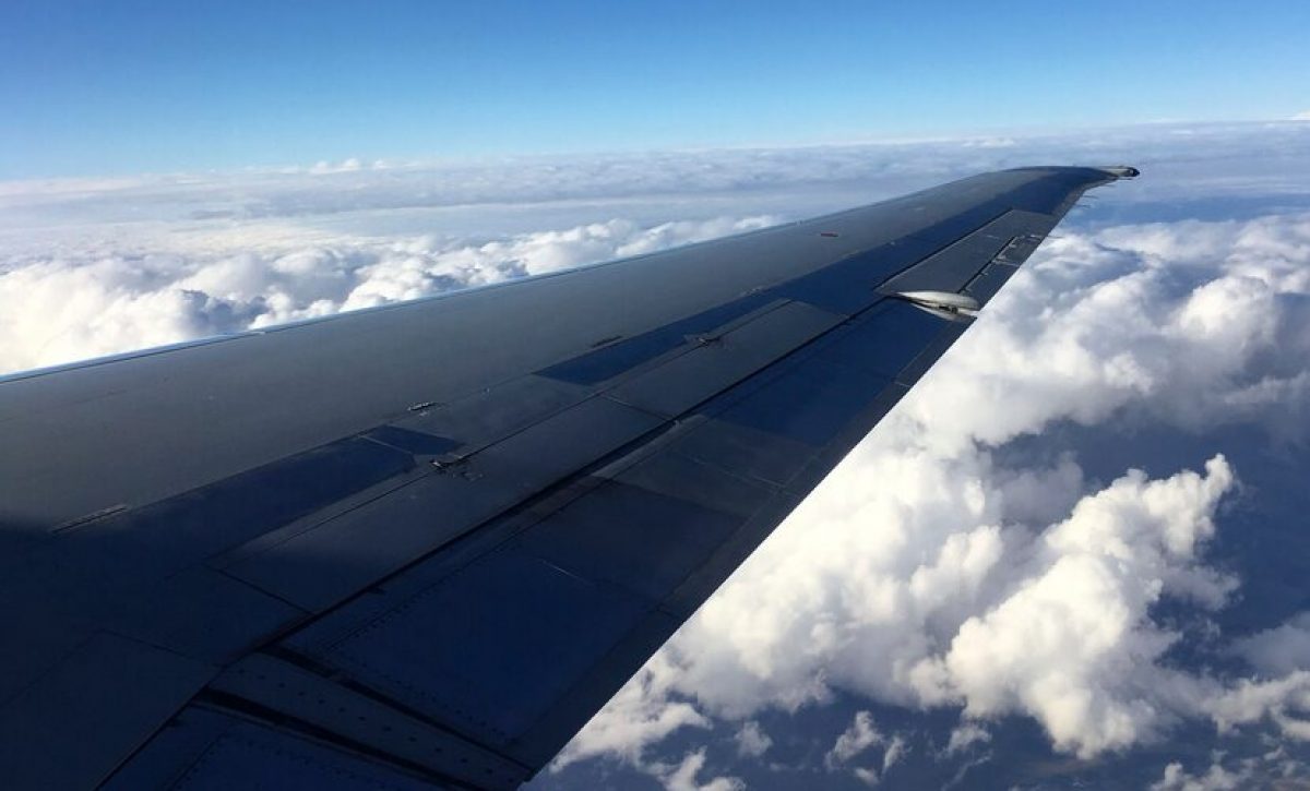 Autoridades aeronáuticas investigan un nuevo incidente de casi colisión aérea ocurrido cerca de Venezuela.