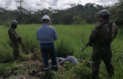 Autoridades localizaron los cuerpos de Edwin Lara, de 34 años, y Pastor Arias, de 39 años, ambos trabajadores de estaciones de captación de gas de Petroecuador.