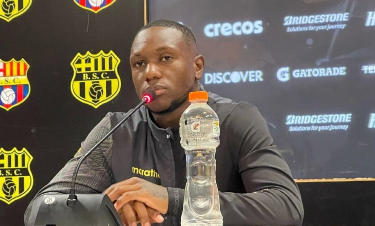 Barcelona SC cede a Aníbal Chalá a Olimpia de Paraguay.