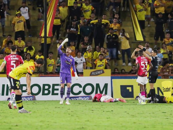 Barcelona enfrenta plazo límite para pagar deuda con Javiar Burrai y evitar sanción de puntos en LigaPro