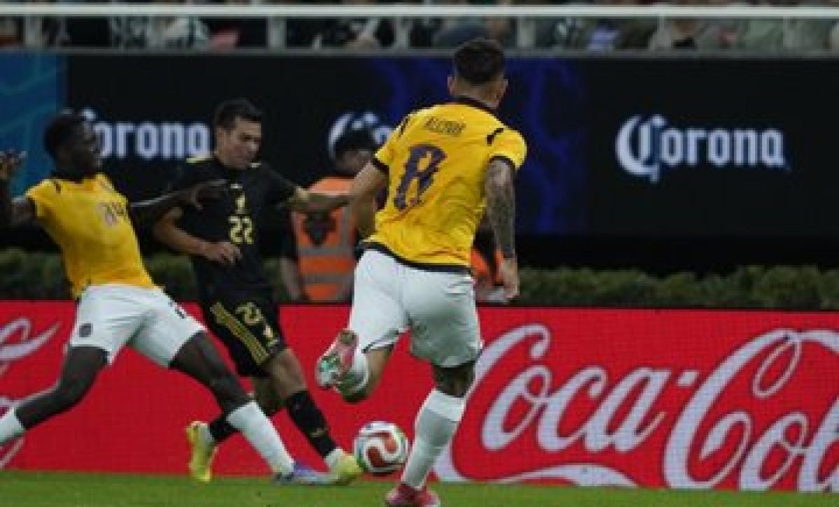 Ecuador en el último amistoso con México igualó 1-1.