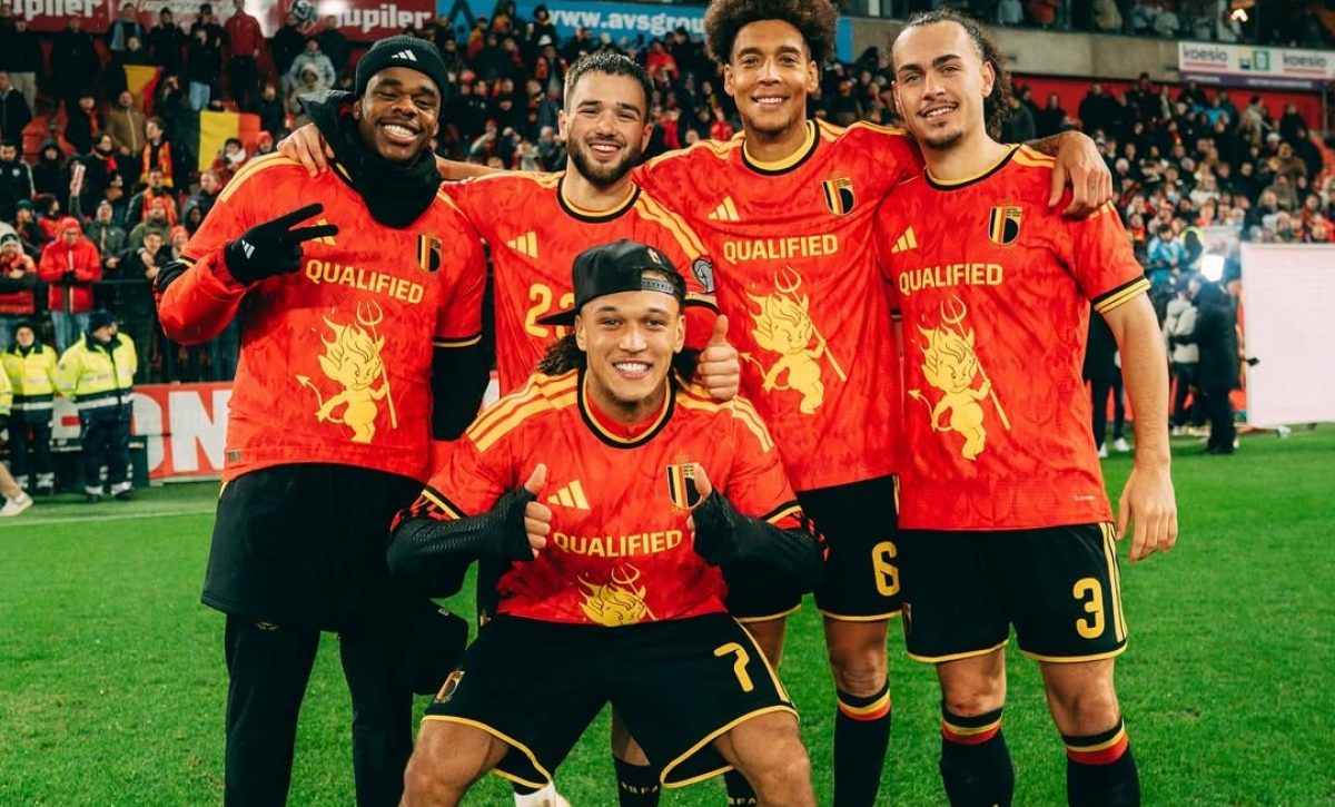 Bélgica goleó 7-0 a Liechtenstein en el Stade Maurice Dufrasne de Lieja, sellando el liderato del Grupo J con 18 puntos