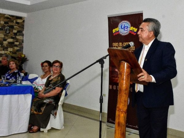 Bernardo Avellán, será homenajeado por su labor y aporte a la cultura manabita.