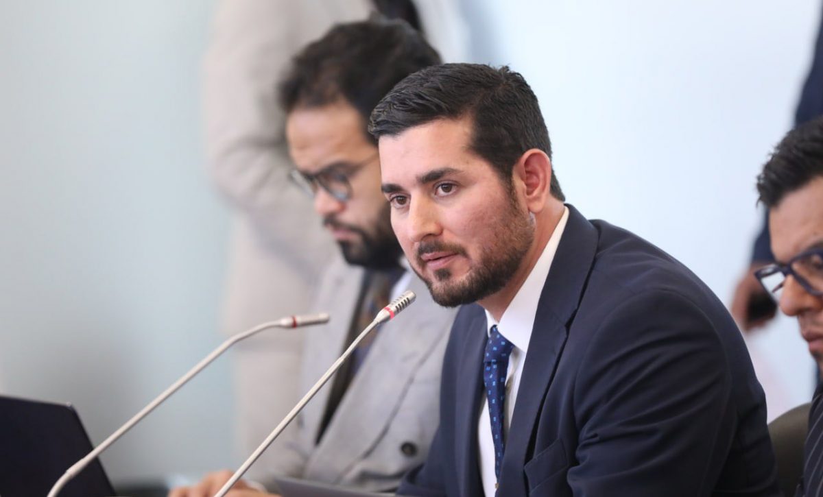 Bernardo Cordovez toma las riendas del IESS por decreto del presidente Daniel Noboa.