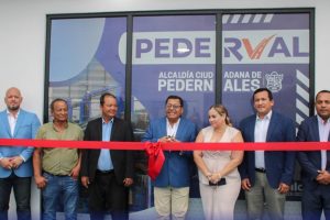 Las autoridades de Pedernales inauguraron el Centro de Revisión Técnica Vehicular.