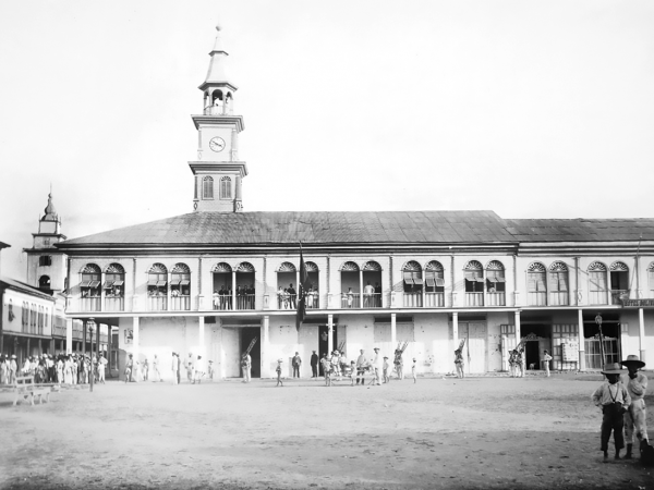 PALACIO MUNICIPAL DE PORTOVIEJO 1918. CORPORACIÓN CIUDAD ALFARO