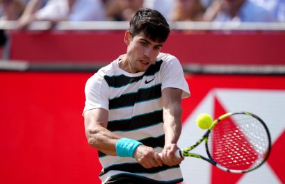 Carlos Alcaraz se supera en Queen's ante un gran Jaume Munar
