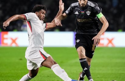 Chelsea con Moisés Caicedo rescata empate 2-2 ante Qarabag en Champions League