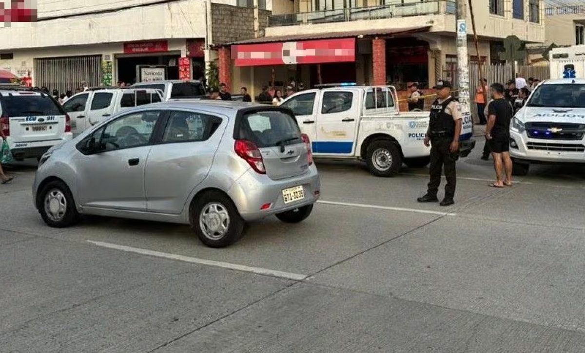 Clubes del fútbol ecuatoriano, la Federación Ecuatoriana de Fútbol (FEF) y diversos medios de comunicación expresaron sus condolencias por el asesinato del futbolista Mario Pineida.