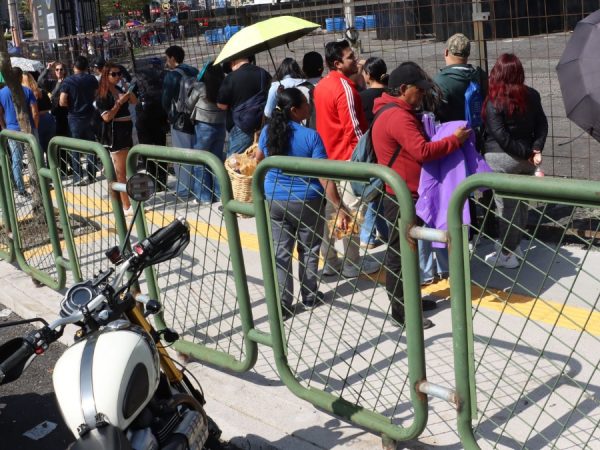 Conciertos de Shakira en Quito: Más de mil policías brindan seguridad dentro y fuera del Estadio Olímpico Atahualpa. (API)