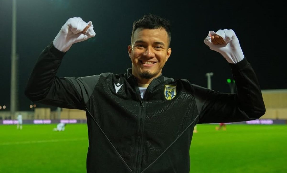 Cristhoper Zambrano marca en la victoria de Al-Taawon ante Al Kholood.