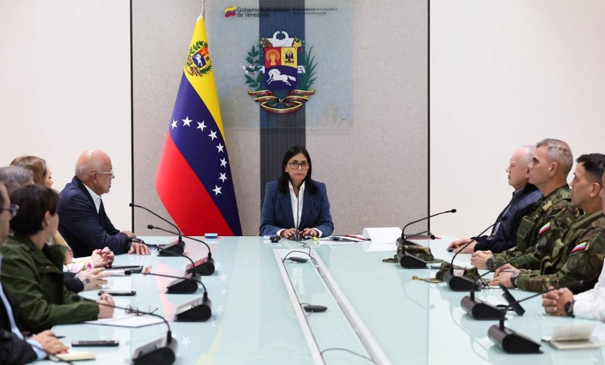 Delcy Rodríguez exige a Estados Unidos la liberación inmediata de Maduro y Flores