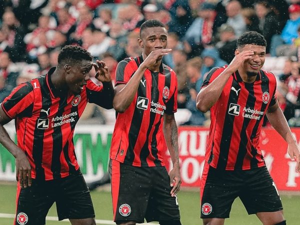 Denil Castillo anota en la victoria 1-3 de Midtjylland ante Fredrikstad en Europa League
