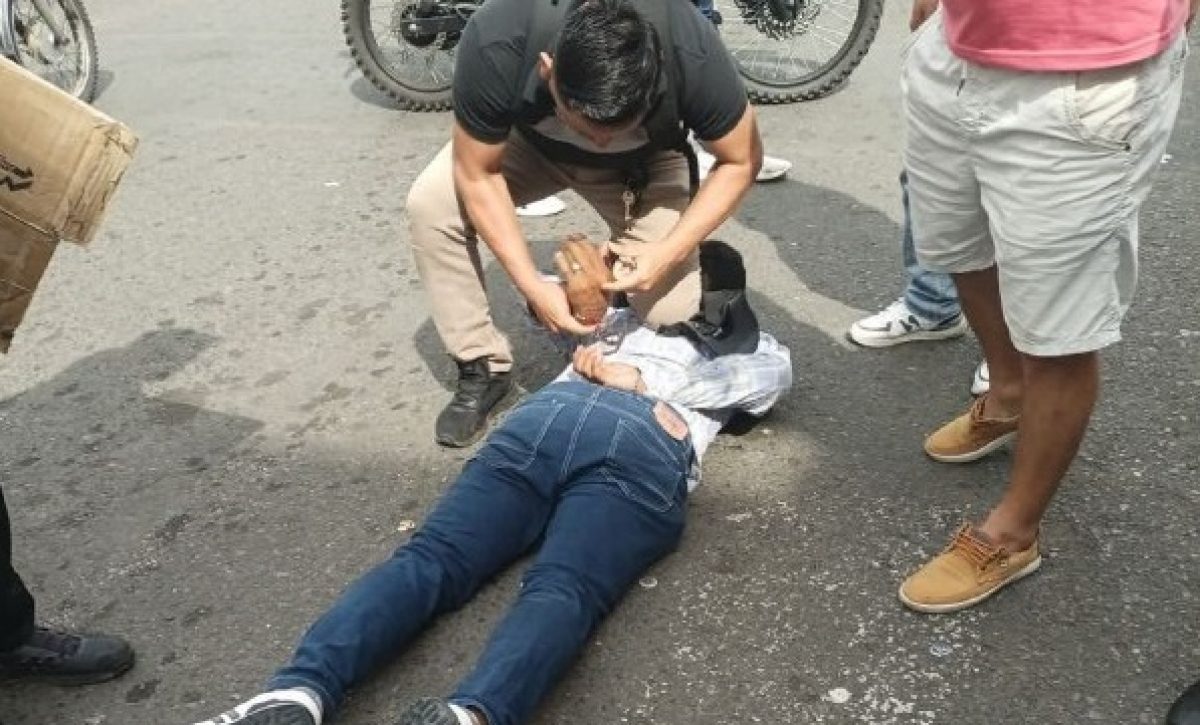 Detenido uno de los presuntos asaltantes en zona comercial de Babahoyo