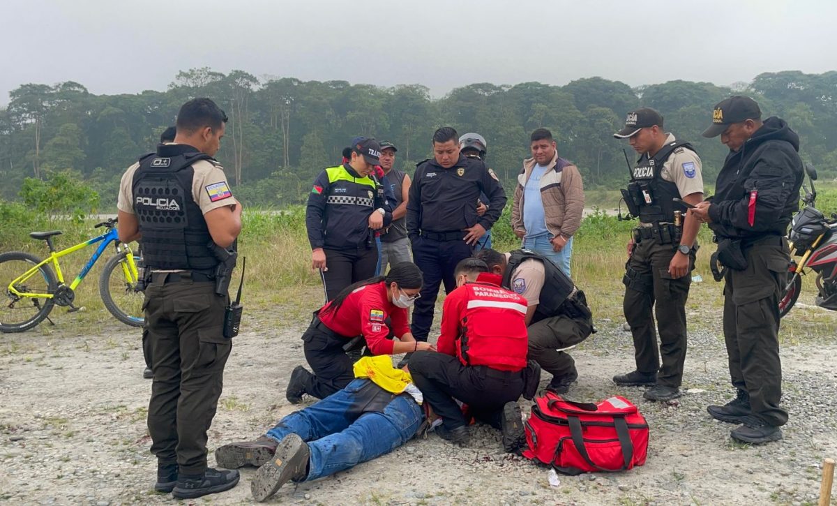 Dirigente sindical es apuñalado durante asalto en Santo Domingo